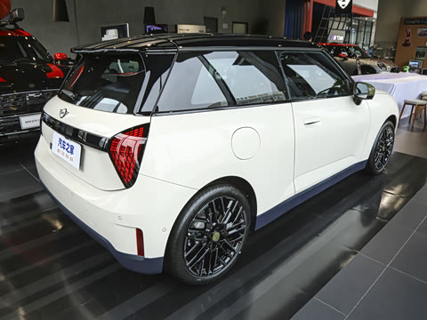 2025�� PAUL SMITH ���ʦ��