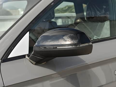 2026�� 45�����ذ� 40 TFSI ʱ�ж�����