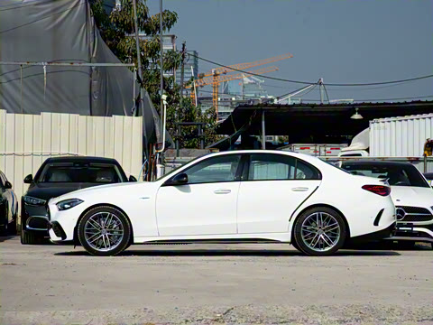2026�� AMG C 43 4MATIC