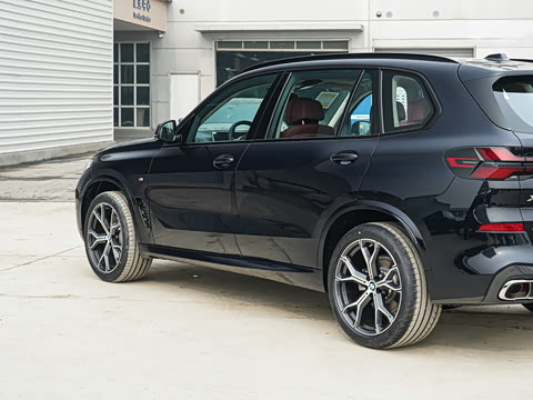 2026�� �Ŀ� xDrive 30Li ������M�˶���ҹ��װ