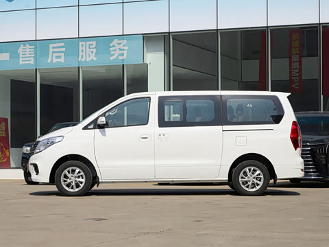 2027�� 2.0L ������ 9��