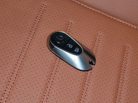 2025�� 350 e L 4MATIC ��ذ�