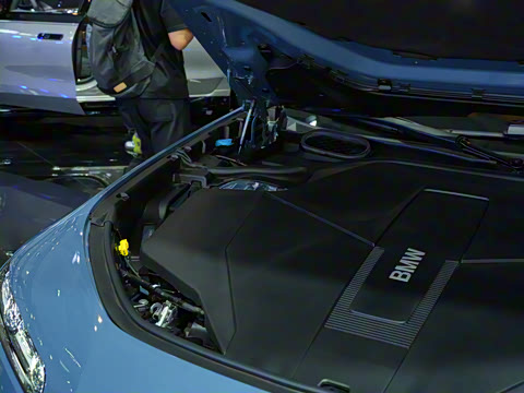 2023�� xDrive60L M�˶���װ