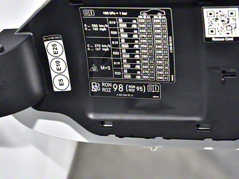 2025 Ŀ AMG CLE 53 4MATIC+ ܳ