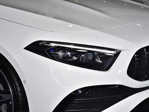 2025�� �Ŀ� AMG A 35 4MATIC