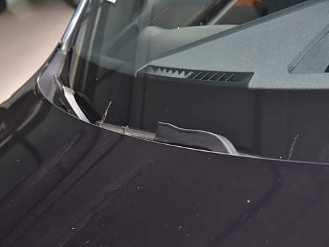 2026�� 740Li ������ M�˶���װ