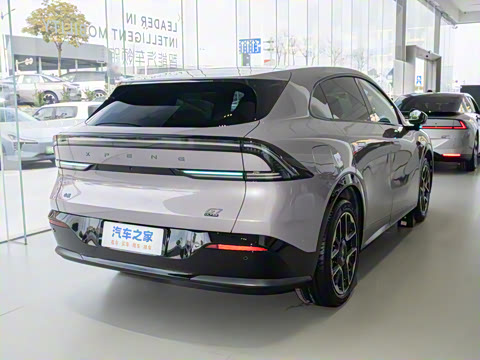 2026�� ���� 702 Max �콢��