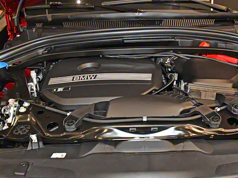 2025�� sDrive25i M�˶���װ