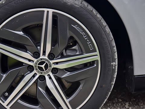 2025�� 300L �����������ǰ�