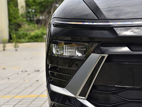 2026�� 1.5T Pro