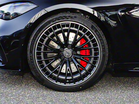 2025 Ŀ AMG CLE 53 4MATIC+ ܳ