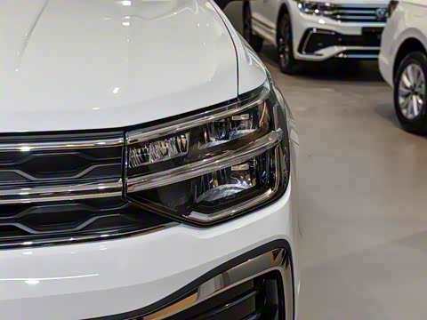 2026�� 300TSI ��°�