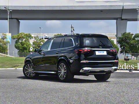 2026�� GLS 480 4MATIC ���ݰ�