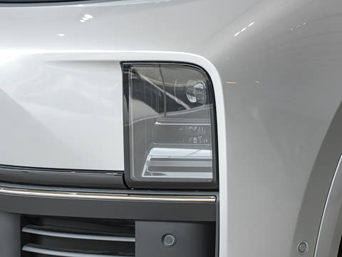 2025�� Pro ���ܻ��°�