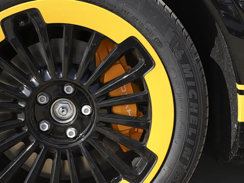 2025�� FREE+ �����˶����ư�