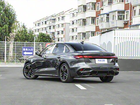 2026�� 2.0T �˶��� quattro