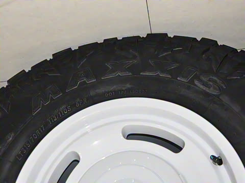 2025�� 2.3T 1966��Ű�