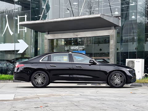 2026�� E 260 L 4MATIC