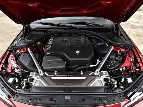 2026�� 430i M�˶���ҹ��װ