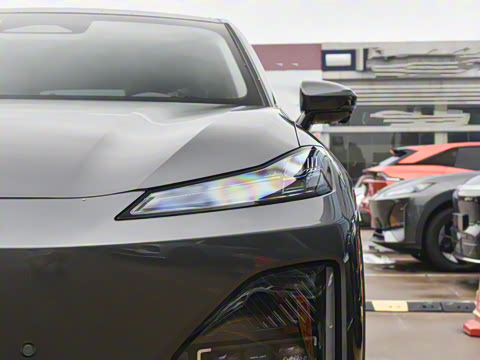 2026�� 300Ultra ��ΪǬ��ADS SE��