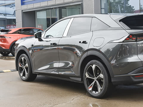 2026�� 300Ultra ��ΪǬ��ADS SE��