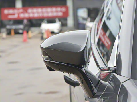 2026�� 300Ultra ��ΪǬ��ADS SE��