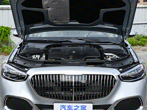 2025�� �Ŀ� S 480 4MATIC