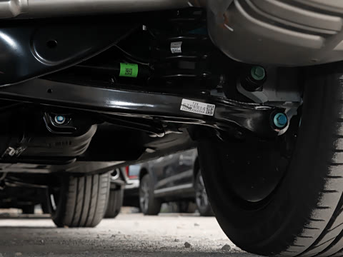 2027�� 2.0T �Զ�������ӥ500��