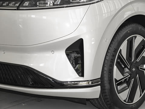 2025�� 210Ultra���Ȱ� 6��