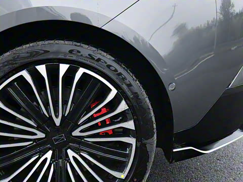 2026�� Ultra ���̰�