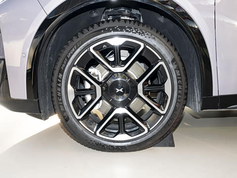 2026�� ���� 1704 Max �콢��