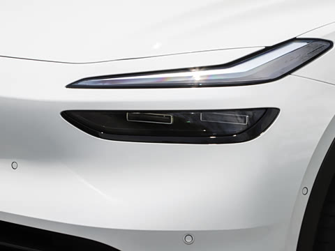 2026�� 85kWh Max+