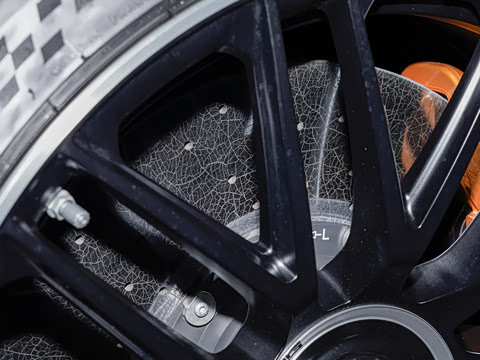 2025�� 63 S E Performance