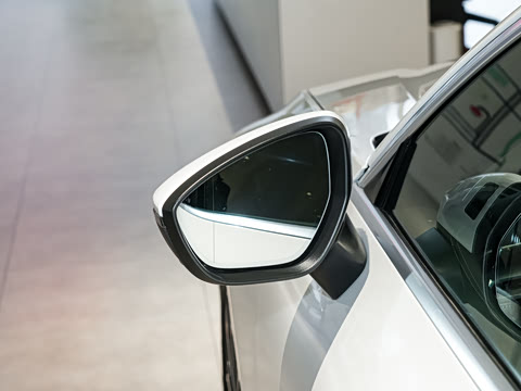 2026�� 2.0T �߹���