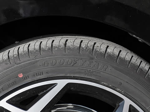 2026�� 3000������ѡ�� 330TSI DSG��Ӣ��