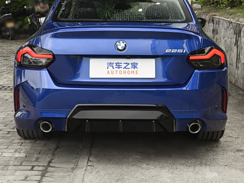 2026�� 225i M�˶���ҹ��װ