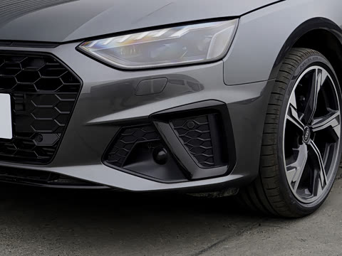 2026�� 200���������� 40 TFSI ���������� B&O ��ҹ��