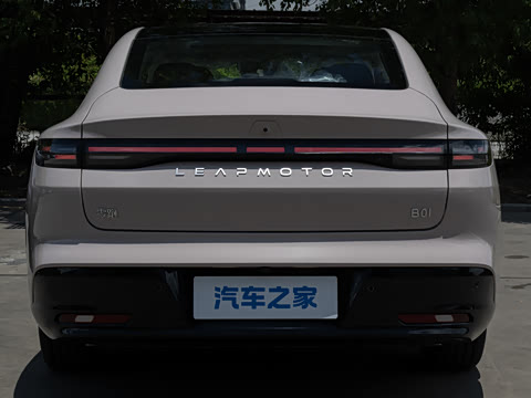 2027�� 670������