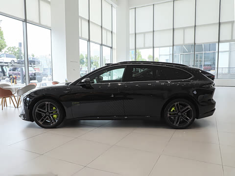 2026�� �ھ������ 100kWh Touring