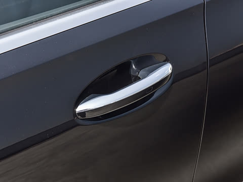 2026�� �Ŀ� C 260 L