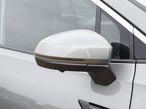 2026�� 450TSI �����콢 6��