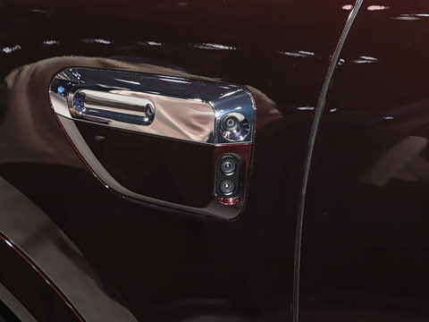 2025�� ���� Ultra�� 53.4kWh 6���� (896�߼����״