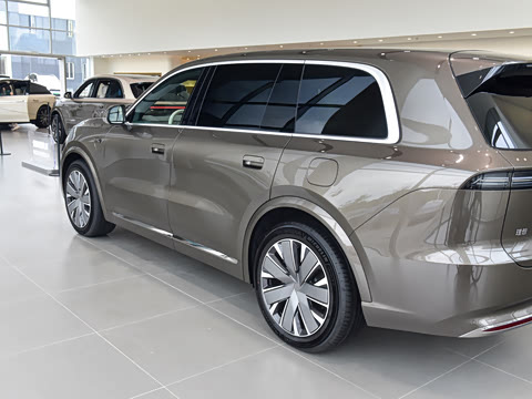 2026�� Ultra