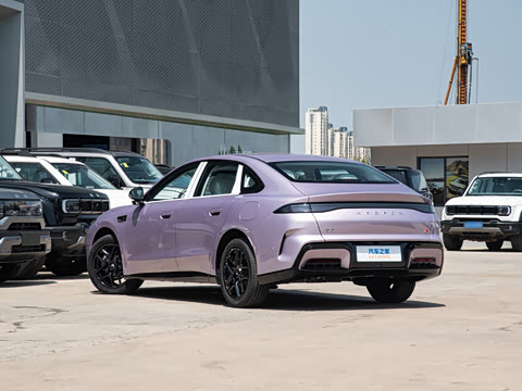 2026�� 535 MAX�����