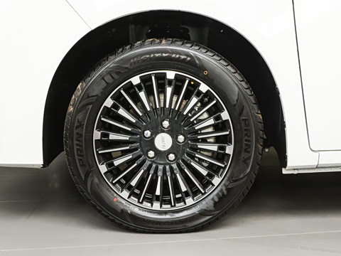 2025�� 2.0L �Զ���������� 7��