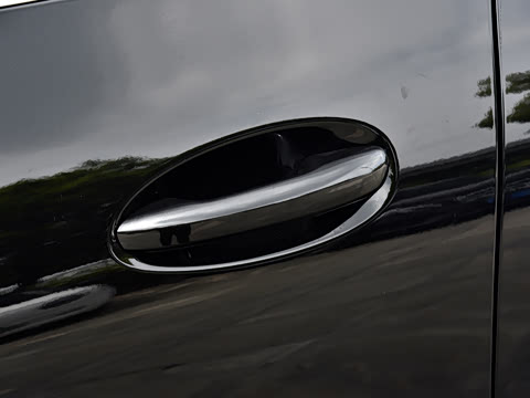 2026�� �Ŀ� GLC 260 L 4MATIC �����