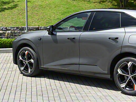 2026�� 550Ultra ��ΪǬ��ADS SE��