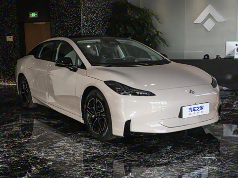 2025�� 560 Lite��