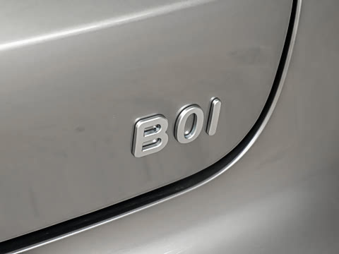 2027�� 670������