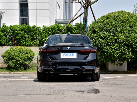 2026�� 525i M�˶���װ